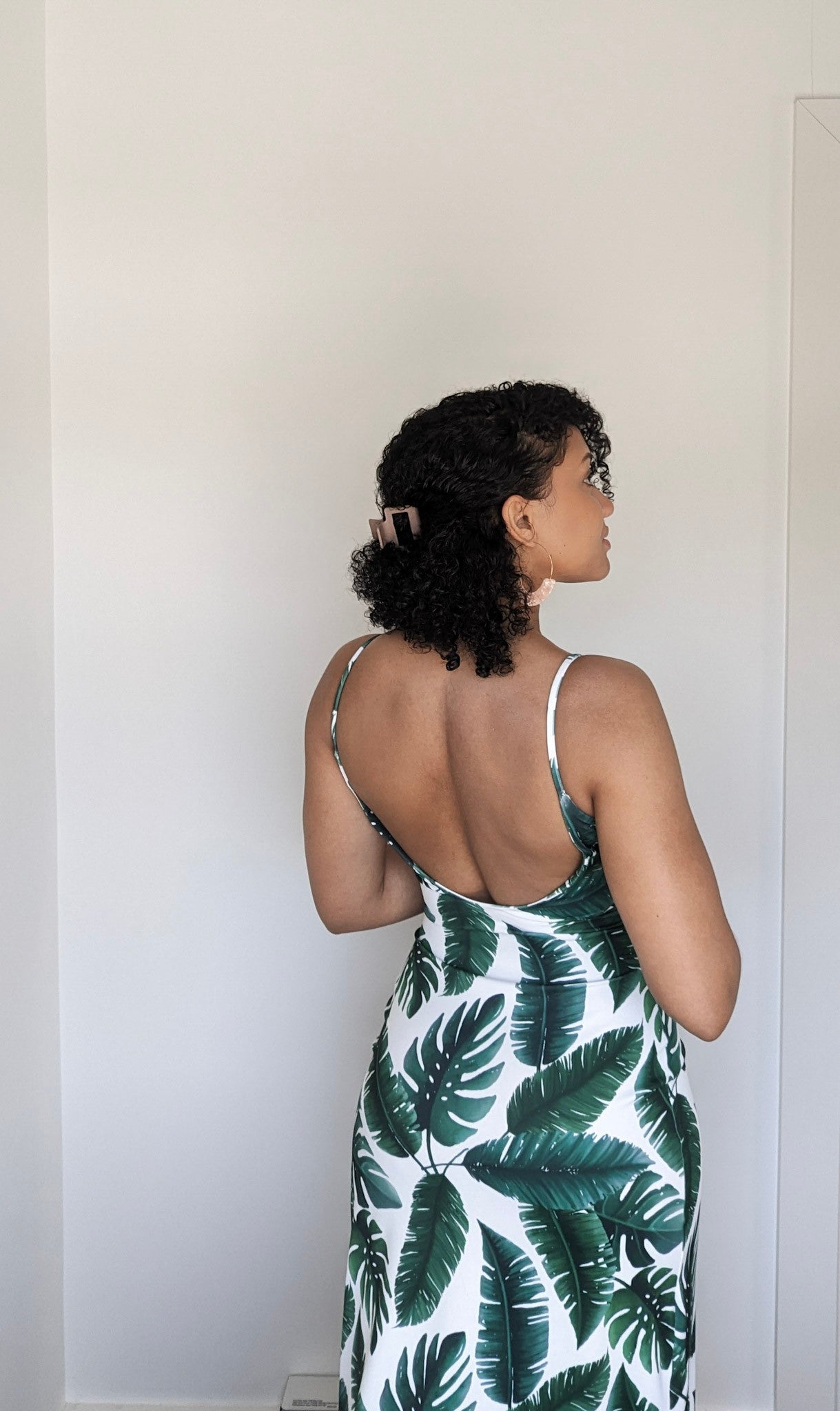 Tropical Low-Cut Back Dress